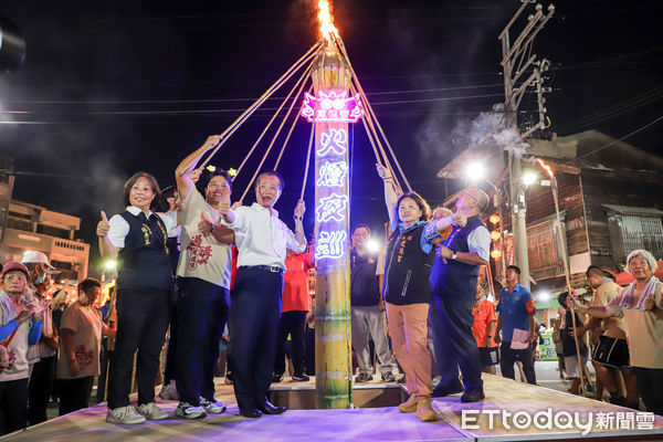 ▲▼ 2025「嘉義好神」建德宮火燈夜巡點燈 。(圖/嘉義縣政府提供)