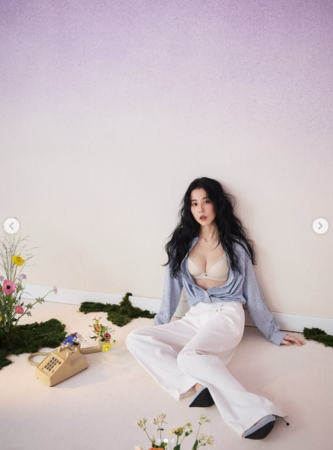 ▲▼邵雨薇。(圖/翻攝自Instagram/1989ivyshao)