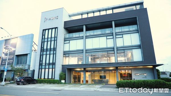 ▲JP home高球交流賽登場 上百位賓客以球會友、切磋球技▼ 。(圖/記者鄭遠龍攝)