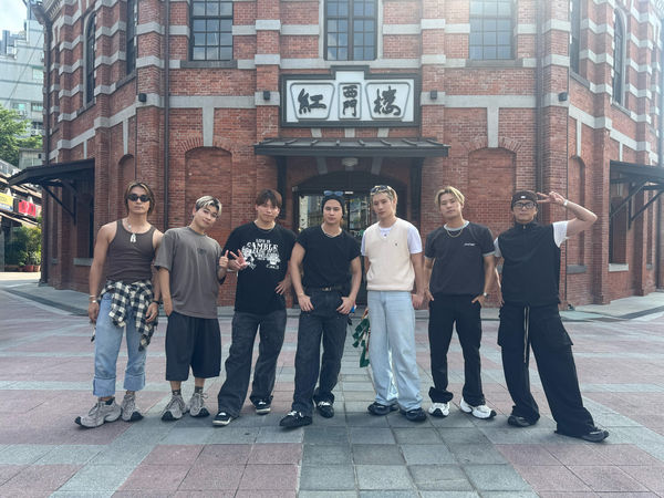 ▲▼得知《鬼滅之刃》水柱人在台灣 Akira師弟暴動想追星:好喜歡他。(圖/LDH愛夢悅)