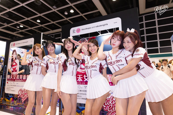 ▲▼樂天女孩們合照,KAHO(左起)、琳妲、河智媛、岱縈、Kira、小紫。(圖/樂天桃猿提供)