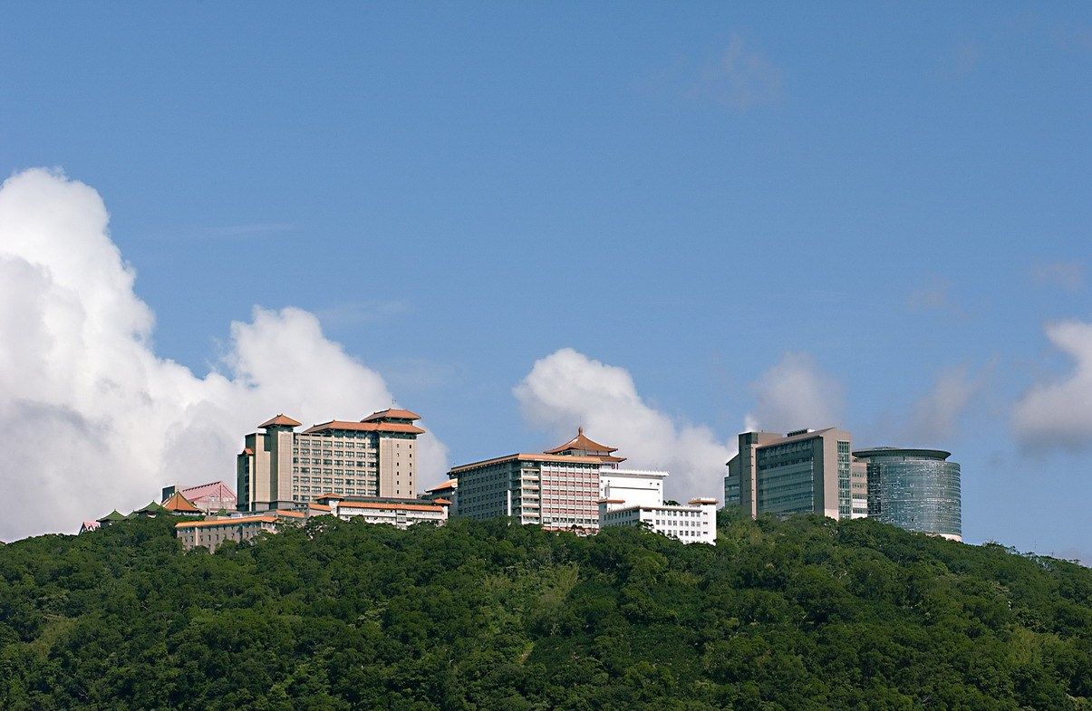 ▲▼文化大學體育館坐落於陽明山,擁有俯瞰雙北城市的無敵景觀。優質的場館設施,培養各類優秀體育人才。(圖/文化大學提供)