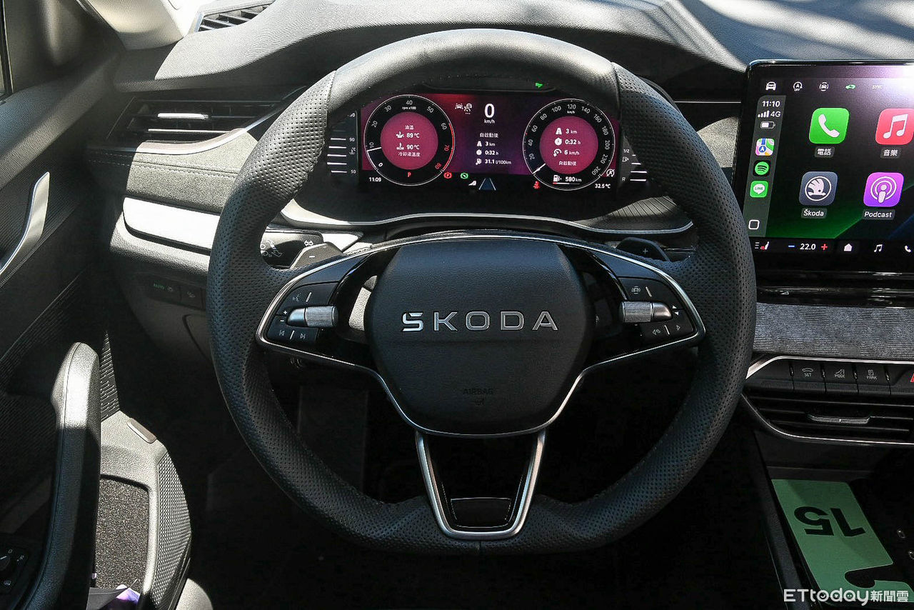 ▲Octavia Combi 4x4四驅更穩,展現比前驅RS截然不同的個性。(圖/記者徐煜展攝)