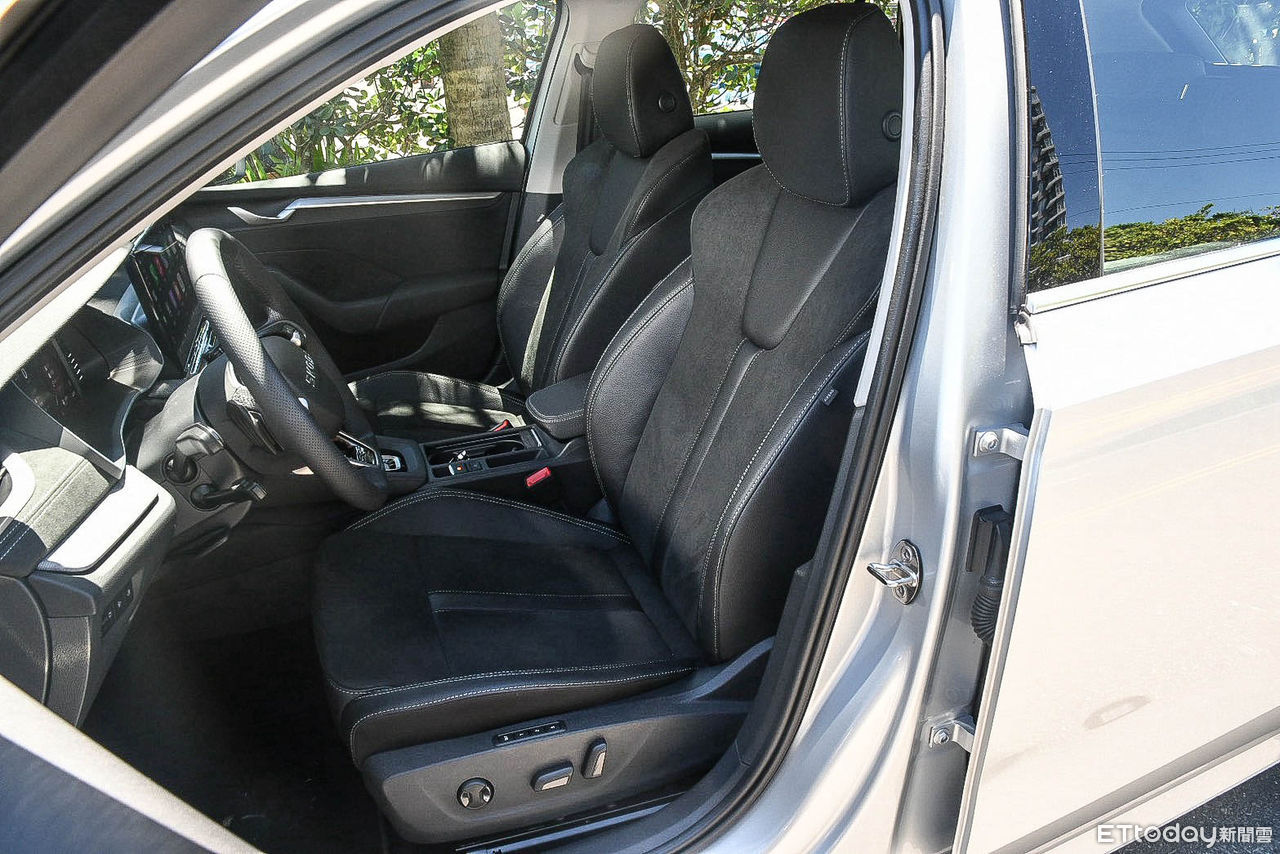 ▲Octavia Combi 4x4四驅更穩,展現比前驅RS截然不同的個性。(圖/記者徐煜展攝)