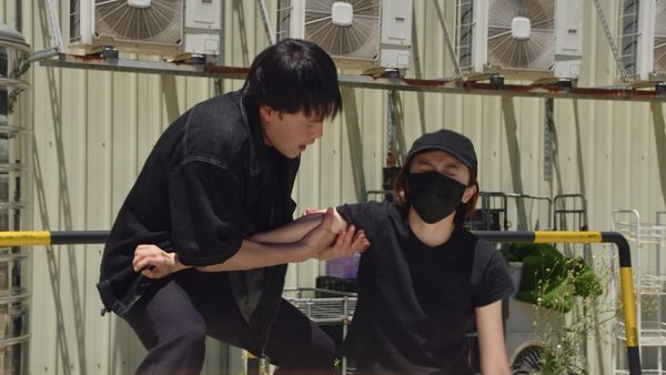 ▲王瞳、黃文星在《好運來》激烈打戲中並肩作戰。(圖/民視提供)