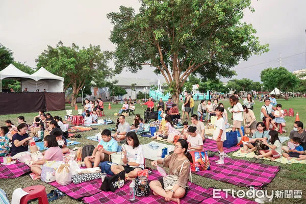 ▲屏東市公所8/30晚間邀市民共賞《腦筋急轉彎2》 。(圖/屏東市公所提供,去年活動照)