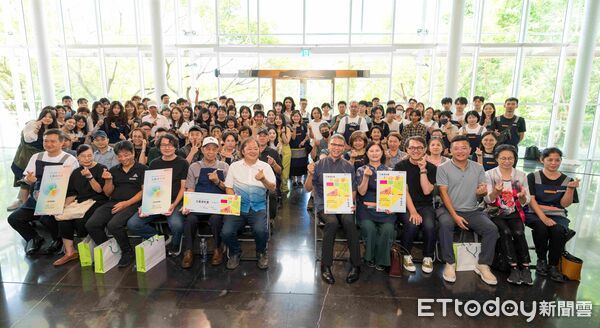 ▲「工藝游於藝—茶 · 觀世界」展覽呈現新世代對茶生活的多元詮釋。(圖/國立臺灣工藝研究發展中心提供)