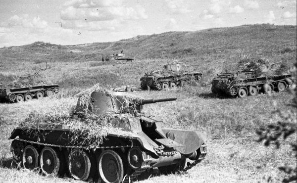 ▲參戰的蘇軍BT坦克。(圖/公共版權照片)