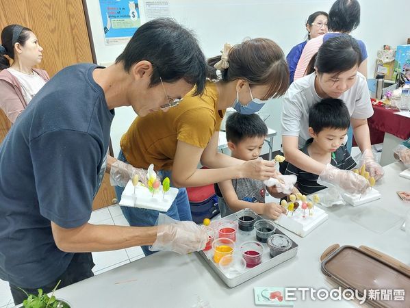 ▲移民署屏東縣服務站舉辦家庭教育課程。(圖/移民署屏東縣服務站提供)