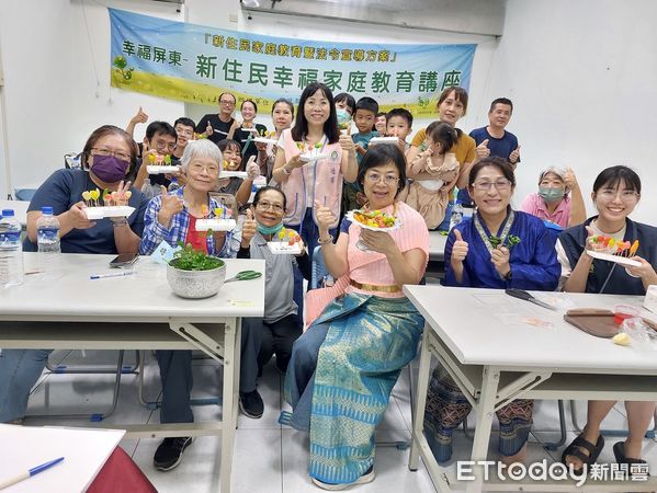 ▲移民署屏東縣服務站舉辦家庭教育課程。(圖/移民署屏東縣服務站提供)