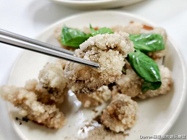 ▲▼半邊圓米粉湯香菇肉粥。(圖/部落客Darren蘋果樹旅遊玩樂誌授權提供)