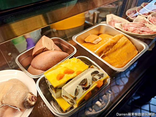 ▲▼半邊圓米粉湯香菇肉粥。(圖/部落客Darren蘋果樹旅遊玩樂誌授權提供)