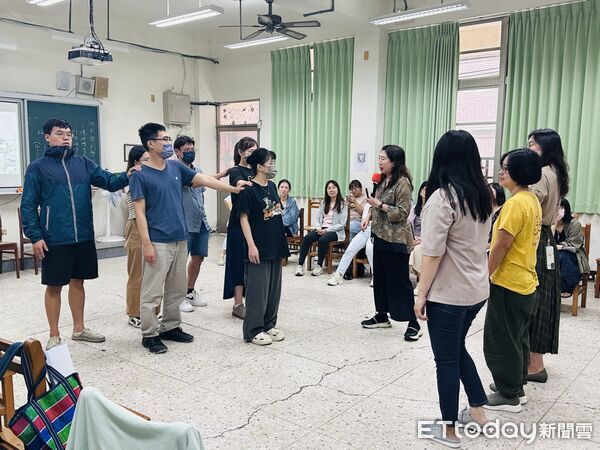 ▲台南市輔諮中心舉辦初任輔導人員職前訓練,透過專題講座與經驗分享,提升輔導人員專業知能。(記者林東良翻攝,下同)