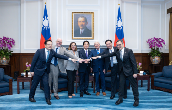 ▲▼總統賴清德接見「美國聯邦參院軍委會主席維克訪問團」。(圖/總統府提供)