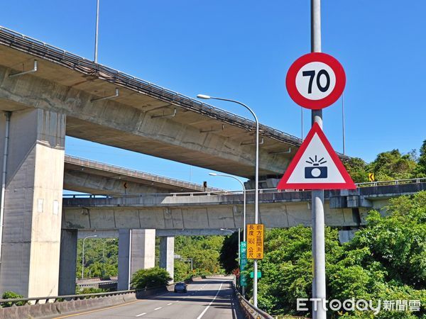 ▲基隆台62線瑪陵隧道區間測速9/15啟用。(圖/記者郭世賢翻攝)