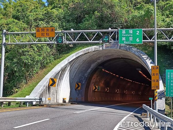 ▲基隆台62線瑪陵隧道區間測速9/15啟用。(圖/記者郭世賢翻攝)