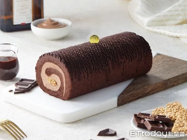 ▲▼LADY KELLY黑絲綢巧克力蛋糕。(圖/LADY KELLY提供)