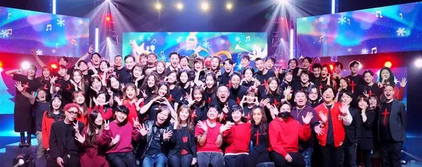 ▲藝起發光教會多數由藝人組成。(圖/翻攝臉書)