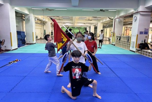 ▲桃園景福宮傳承千年民俗技藝,力助莊敬國小「宋江陣」社團