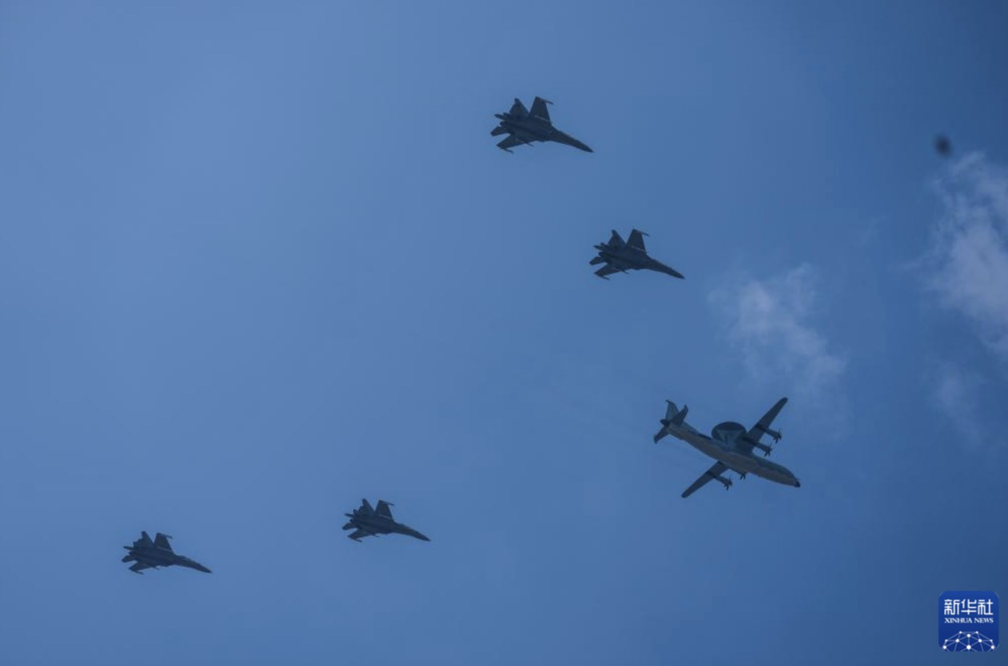 ▲預警指揮機梯隊。(圖/翻攝新華網)