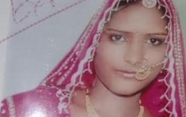 嫌妻子「膚色太黑」羞辱體重 男騙擦「美白藥」潑酸把人燒死。(圖/翻攝自X)