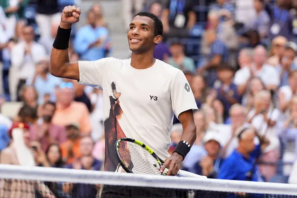 ▲阿利亞西姆逆轉淘汰澳洲一哥 睽違4年再闖美網4強。(圖/達志影像/美聯社)