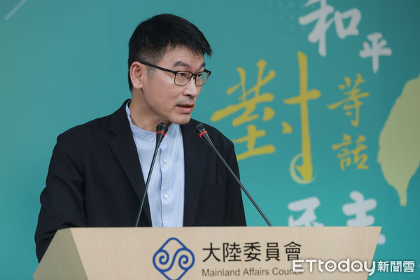 ▲▼陸委會例行記者會-梁文傑。(圖/記者周宸亘攝)