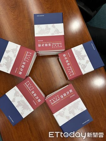 ▲▼最高檢察署新書《國安三法逐條評釋》,檢察總長邢泰釗。(圖/記者劉昌松攝)