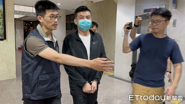 ▲▼北市警涉包庇賭博「31路大搜索」 離職記者疑插乾股同遭約談。(圖/記者劉昌松攝)