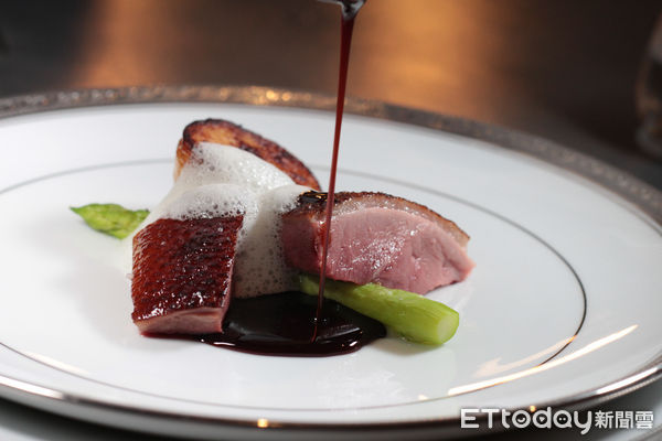 ▲LIN Restaurant法式板前餐廳,9月16日起推出全新秋季套餐。(圖/記者黃士原攝)