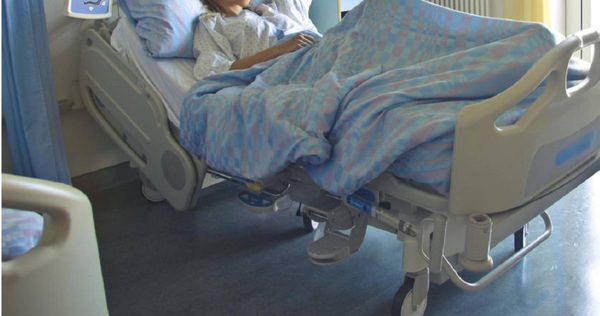 不少民眾到醫院看病時,對病床會有各種迷思,例如不願睡到前一位病人過世的床位。(示意圖/翻攝Pexels)