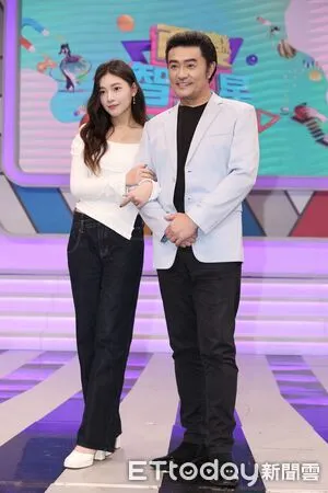 ▲▼ 李㼈攜帶愛女錄製節目 。(圖/記者孟育民攝)