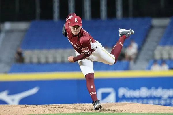 ▲▼林子崴、林泓育 。(圖/樂天桃猿提供)