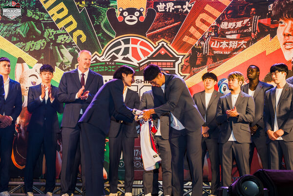 ▲熊本熊驚喜現身,台啤雲豹對決熊本Volters交流賽6日登場。(圖/雲豹提供)