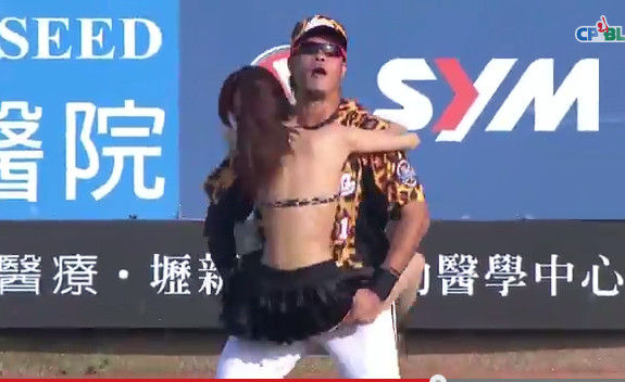 ▲▼ 。(圖/翻攝/YouTube/CPBL 中華職棒)