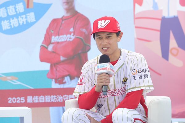 ▲ 味全龍球星吳東融談人生低潮 林智勝的鼓勵讓自己過了人生關卡 。(圖/味全龍提供)