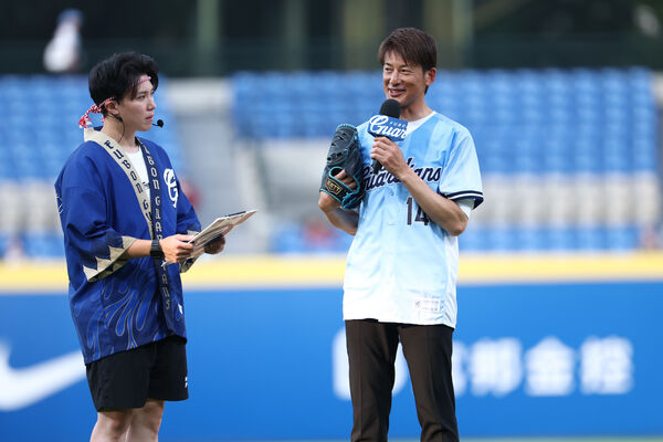 ▲日本名投能見篤史新莊城堡開球。(圖/富邦悍將提供)