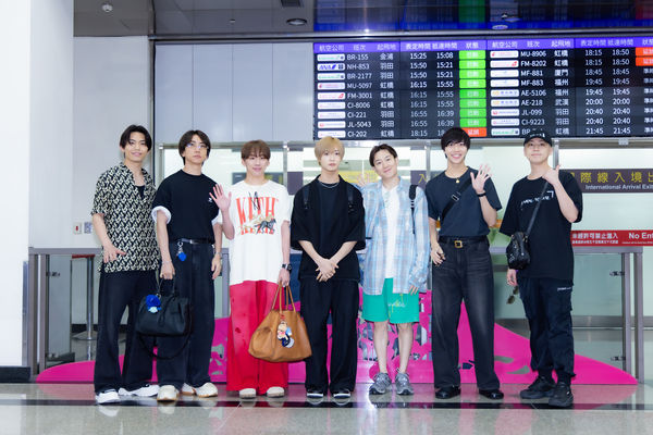 ▲▼瀧澤秀明密訪台灣! 旗下「寶藏團體」IMP.抵台300人接駕。(圖/COME ON JKSSP提供)