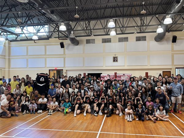 ▲▼樂天女孩在華盛頓球場合影。(圖/樂天桃猿提供)