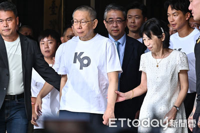 柯文哲臀部有「2個極大的對稱傷口」很痛　陳佩琪曝細節：令我驚訝