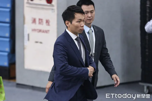 ▲新任體育部長李洋出席揭牌暨布達典禮。(圖/記者林敬旻攝)