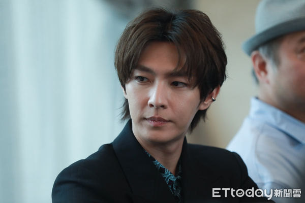 ▲▼炎亞綸 大浪娛樂發布會。(圖/記者周宸亘攝)