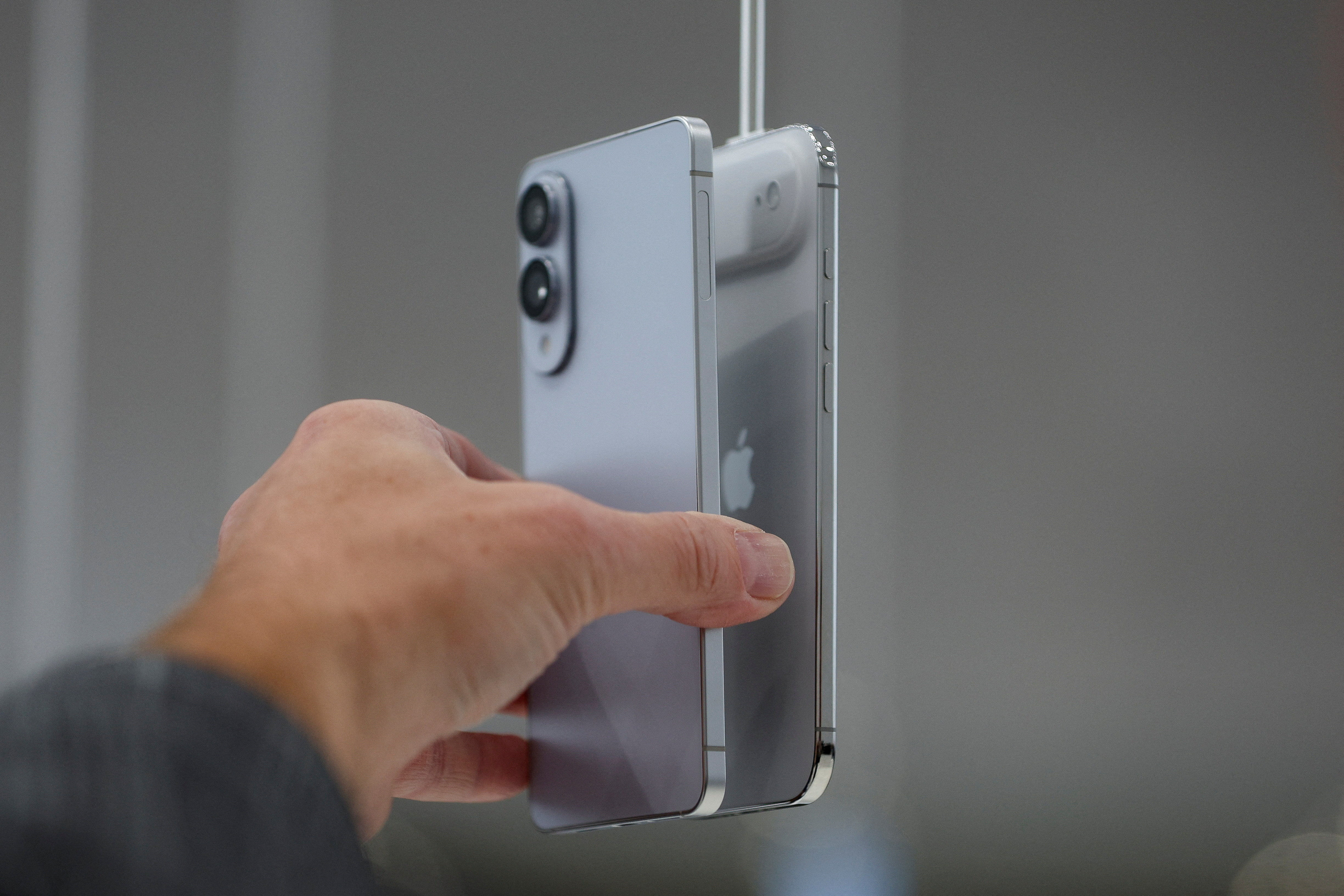 ▲▼iPhone 17。(圖/路透)