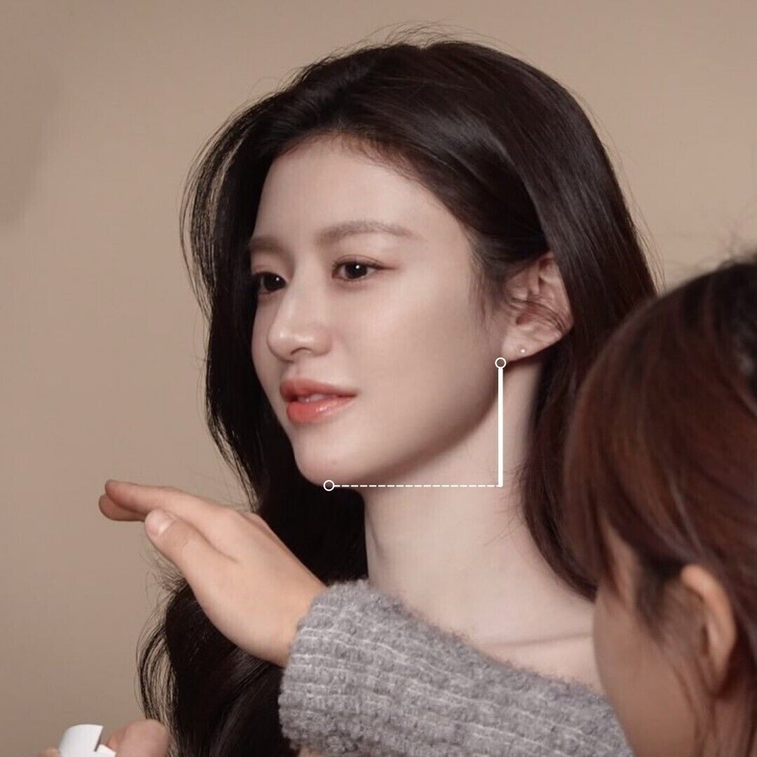 ▲短髮 。(圖/翻攝自IG)