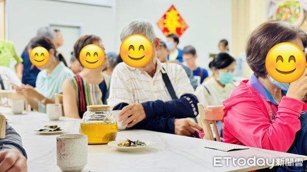 ▲偏鄉就業服務專車開進台南玉井,帶領民眾走訪黃金蕎麥探索館,體驗在地產業魅力。(記者林東良翻攝,下同)