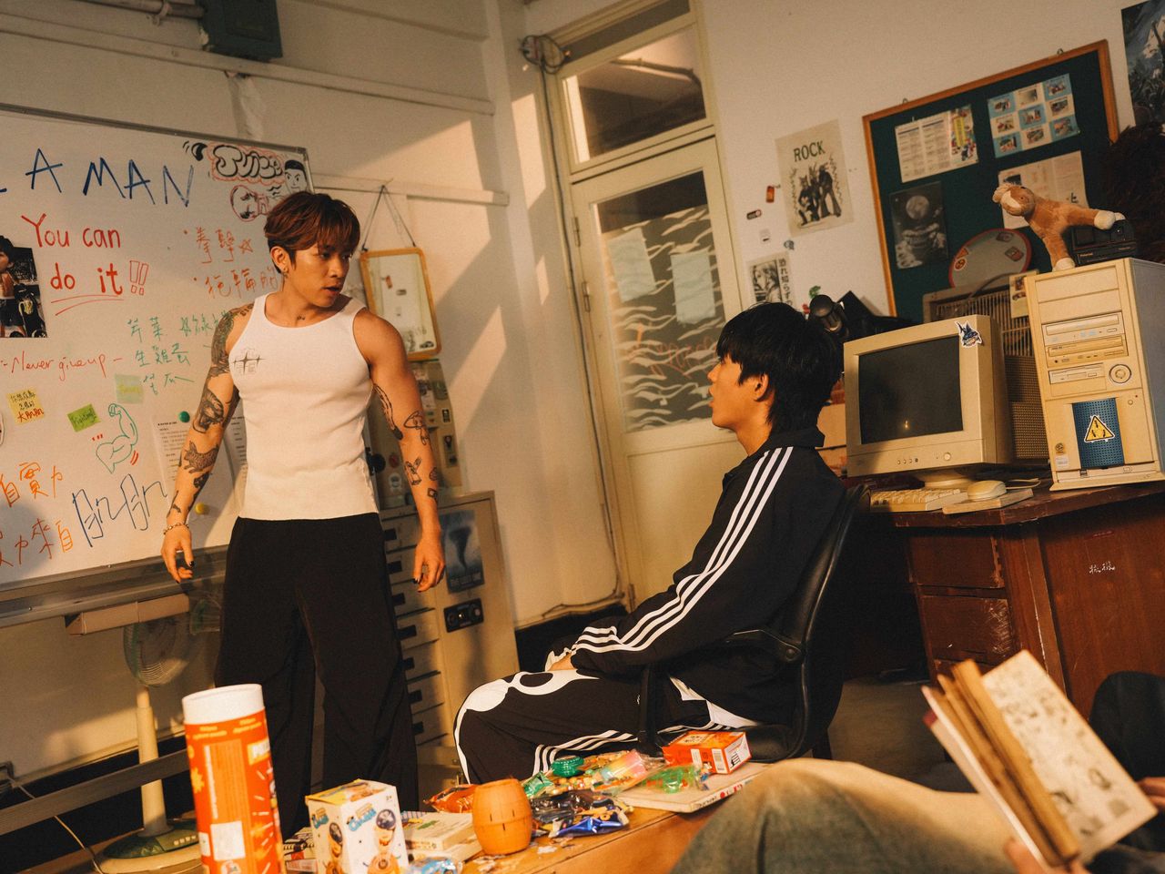 ▲▼Juice Boy、Tyson Yoshi〈別說再見〉。(圖/華納提供)