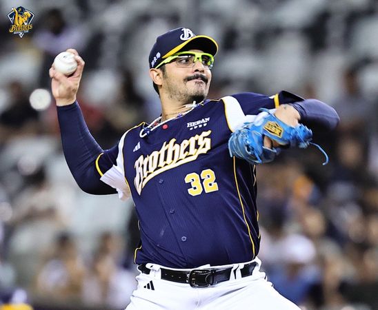 ▲中信兄弟許庭綸、羅戈。(圖/中信兄弟提供)