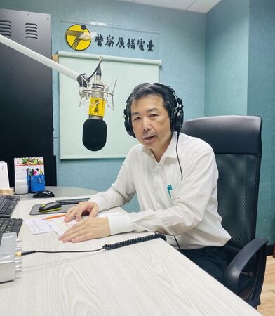 林書立認為網路成為色情拉客新平台。(林書立提供)