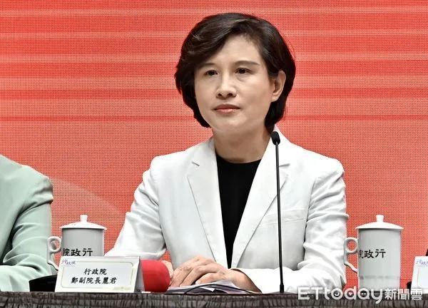▲▼ 行政院鄭麗君副院長出席「財劃法事權分配中央地方溝通行政院說明記者會」。(圖/記者李毓康攝)