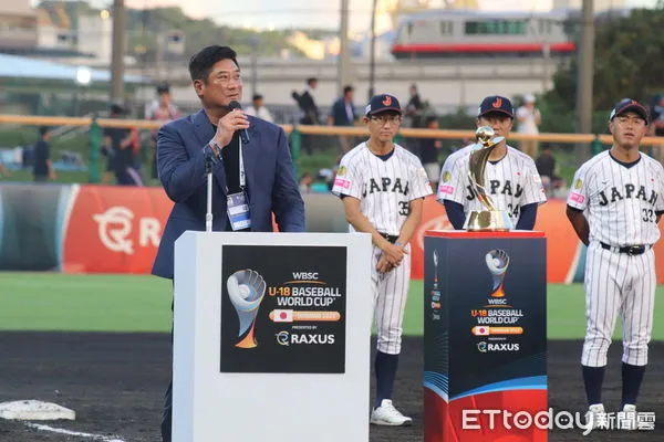 ▲▼辜仲諒致詞。(圖/記者楊舒帆攝)